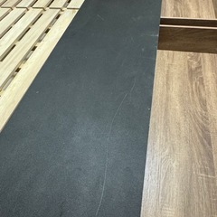 ダブルベッドフレームの画像