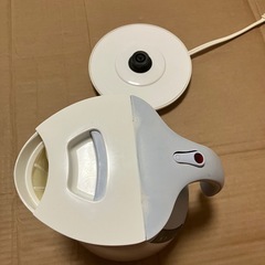 T-FAL 電気ケトルの画像