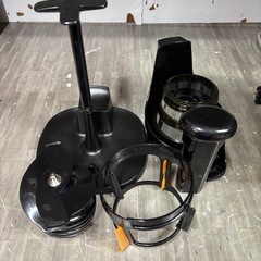HUROM H2H-SBA11 ジューサー 箱無し、部品一部なし シルバー の画像