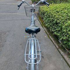 【リサイクルショップどりーむ天保山店】No.456　自転車　27インチ　シルバー　LEDオートライト・切り替え・カゴ付き🎵　おすすめ品🎵の画像