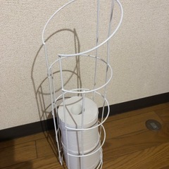 トイレットペーパー入れの画像