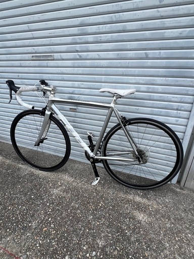 名古屋手渡し希望FUJI BARRACUDAロードバイクバラクーダ自転車サイクル 名古屋手渡し希望FUJI BARRACUDAロードバイクバラクーダ自転車