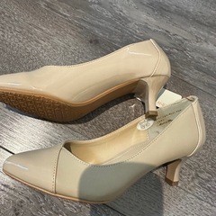 ELLEパンプス　新品未使用の画像