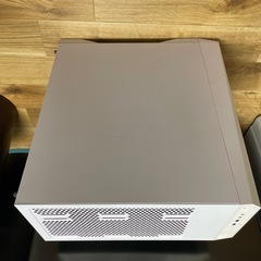 ゲーミングPC ケースの画像