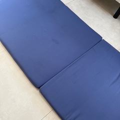 【譲り先決定
】三つ折り マットレスの画像
