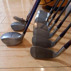 レディースゴルフクラブセット（パーリーゲイツキャディバッグ付）の画像