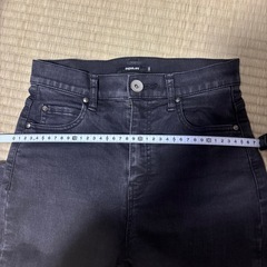 ジーンズ　スキニー　ブラックの画像