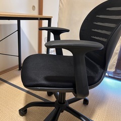 机と椅子セットにて！の画像