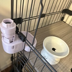 【9月18日まで】ペット用品　猫ちゃん　お迎えセット　ケージ　セット　猫トイレ　爪研ぎ　餌箱　給水器　トイレ　クールジェル　全て付きの画像
