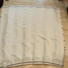 カーテン縦130　横100キレイ　2枚　の画像