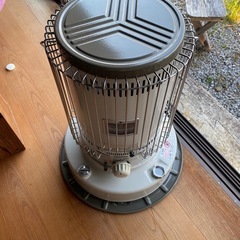 トヨトミ　灯油ストーブの画像