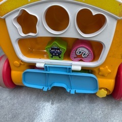 お譲り先決まりました　アンパン　赤ちゃん用　つかまり立ちおもちゃの画像