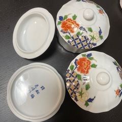 お皿の画像