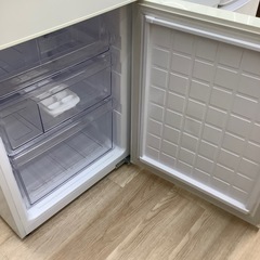 【トレファク シュロアモール筑紫野店】SHARPの2ドア冷蔵庫 SJ-PD27B-Wのご紹介です！の画像