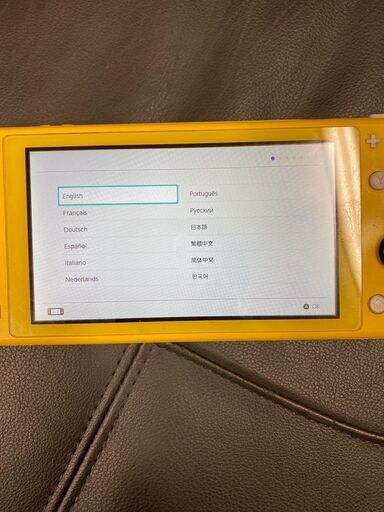 Nintendo Switch Lite イエロー 焦げ跡あり