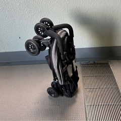 ベビーカー　折りたたみの画像