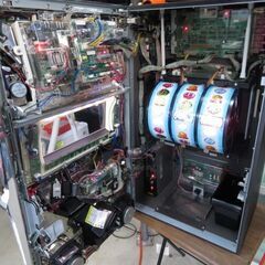 パチスロ実機 ウィッチマスター ドアキー・設定キー付き スロット│江別市のリサイクルショップドロップの画像