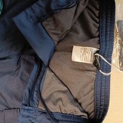 新品　adidas ハーフパンツ紺　140　裏起毛の画像