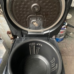 MITSUBISHI三菱 iH ジャー炊飯器 NJ-V18J4-K 一升炊き 2015年製 1.8L 三菱お店、業務用
の画像