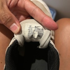 NIKE ジュニア　バスケットシューズ　23.5 バッシュの画像