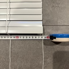 【穴あけ不要賃貸OK】つっぱり式 アルミブラインド スノーホワイトの画像