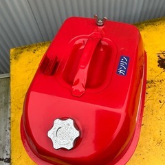 YG-20 20L 赤い燃料携行缶　ガソリン　携行缶の画像