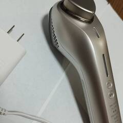 パナソニック 美顔器 イオンエフェクター クールモード付き 高浸透タイプ ゴールド調 EH-ST98-Nの画像