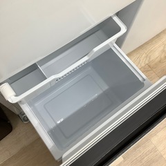 【トレファク シュロアモール 筑紫野店】Hisenseの2ドア冷蔵庫 HR-D16Fのご紹介です！の画像