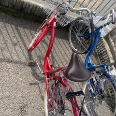 自転車 赤の画像