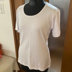 美品 半袖Tシャツ 首回りビーズ刺繍 ビジュー スパンコール レディースS JIENISI の画像