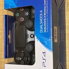 PS4本体➕新品コントローラー➕ソフトの画像