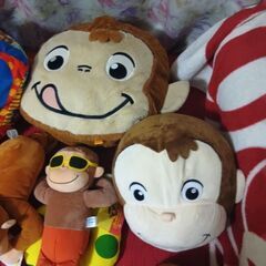 いろいろ　おさるのジョージぬいぐるみ　10点　1個100円〜400円までの画像