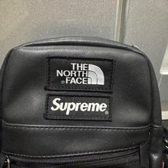 supreme×ノースフェイスコラボの画像