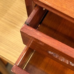 【武蔵小山店】　花梨材 小引き出し ドロワー ロードロワー 和風家具 収納 チェスト 小物 小物入れ 飾り棚 木製チェスト ミニチェスト 和モダン 文箱 伝統工芸 無垢材 唐木 Karinsai drawer Japanese vintage wood chest storage cabinet 高級材 リユース リサイクルの画像