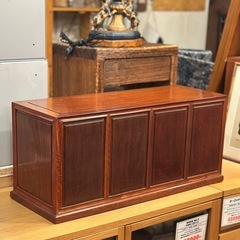 【武蔵小山店】　花梨材 小引き出し ドロワー ロードロワー 和風家具 収納 チェスト 小物 小物入れ 飾り棚 木製チェスト ミニチェスト 和モダン 文箱 伝統工芸 無垢材 唐木 Karinsai drawer Japanese vintage wood chest storage cabinet 高級材 リユース リサイクルの画像