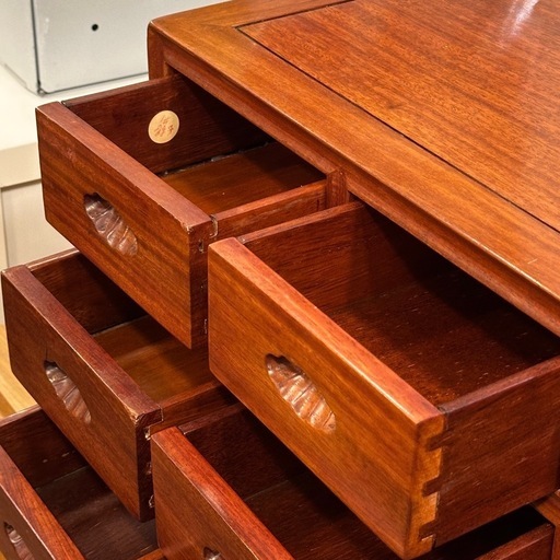《売約済》【武蔵小山店】　花梨材 小引き出し ドロワー ロードロワー 和風家具 収納 チェスト 小物 小物入れ 飾り棚 木製チェスト ミニチェスト 和モダン 文箱 伝統工芸 無垢材 唐木 Karinsai drawer Japanese vintage wood chest storage cabinet 高級材 リユース リサイクル