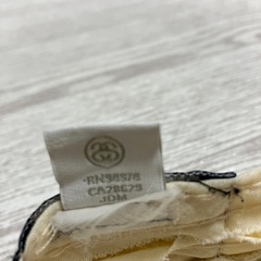 ステューシー　キャップ　レディース　ベージュの画像