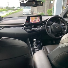 トヨタC−HRハイブリッドGの画像