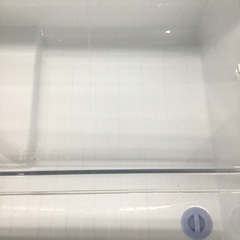 #J-9【ご来店頂ける方限定】TOSHIBAの3ドア冷凍冷蔵庫ですの画像