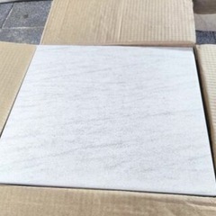 INAX　タイル　300角の画像