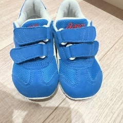 アシックス　15.5 スニーカーの画像