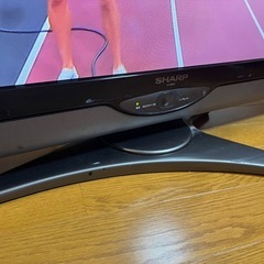 SHARP　テレビ　AQUOS 32型の画像