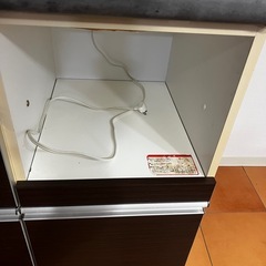 食器棚の画像