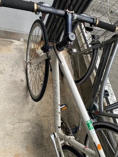 ルイガノ　クロスバイク　白