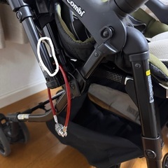 combiベビーカー の画像