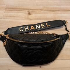CHANELノベルティボディバッグ・未使用の画像