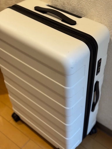 無印良品　ハードキャリーケース　スーツケース　75L ホワイト