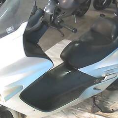 HONDA フォルツァ 銀 エンジン始動動画 自賠責保険で乗れます 半額配送キャンペーン 期間限定 現状渡し諸経費￥0 横浜 P-Yardの画像