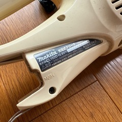 マキタ　充電式クリーナー　CL102Dの画像