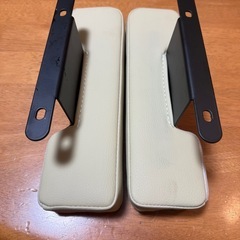 エブリイDA17系ドア用アームレストほぼ 未使用。の画像
